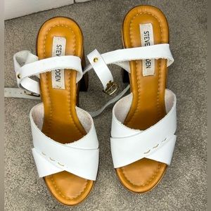 Steve Madden white leather platform sandal size 9